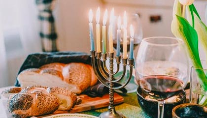 世界杯手机直播软件-官方：李毅因不当言论被停职一周 汪嵩任助理教练